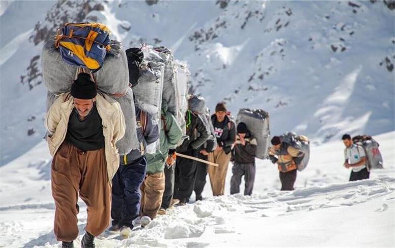 مرگ یک کولبر در اثر ریزش بهمن در هورامان