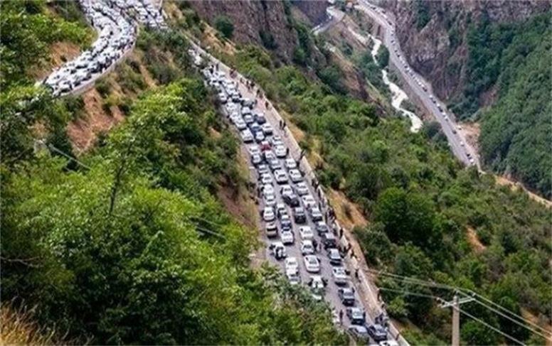 ترافیک جاده‌های شمالی همچنان سنگین است