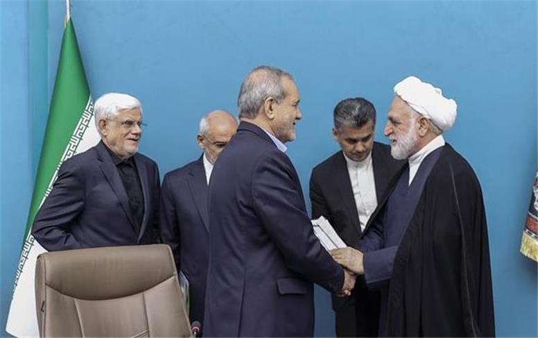 پزشکیان: دنبال مچ‌گیری نباشیم