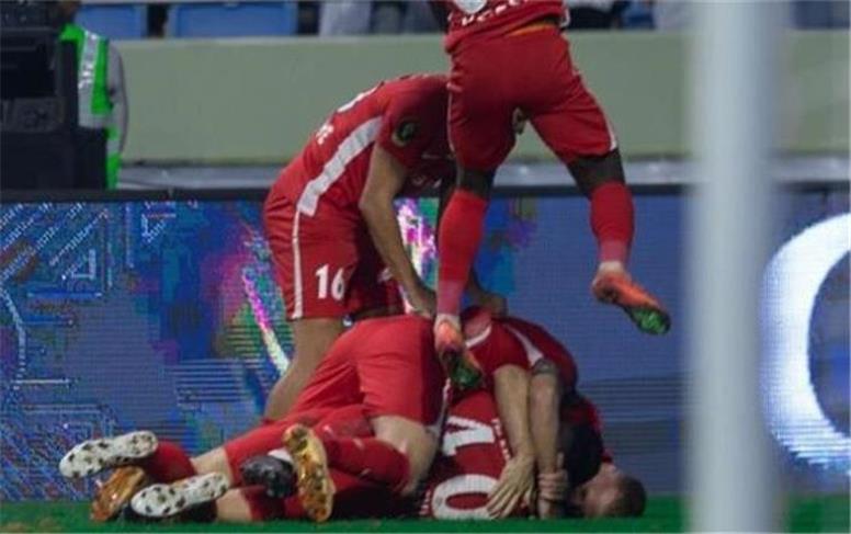 قهرمانی شباب الاهلی با درخشش سردار آزمون