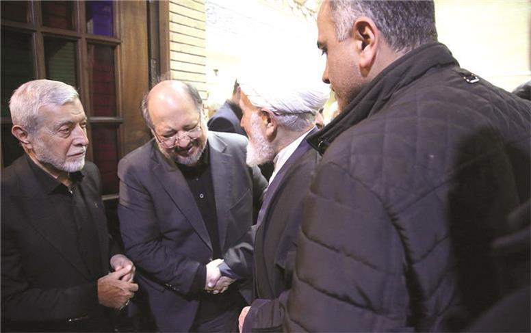 ختم با شکوه مادر محمد شریعتمداری