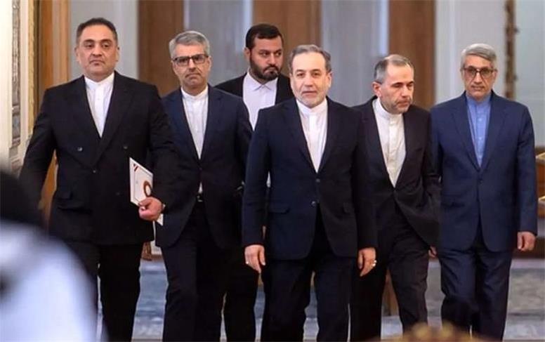 عراقچی: این دور، یکی از بهترین ادوار مذاکراتی بود/ تیم‌های فنی از دوشنبه گفت‌و‌گو‌های فنی را آغاز می‌کنند/ پیشرفت خوبی داشتیم؛ در بعضی حوزه‌ها به تفاهم نزدیک شدیم