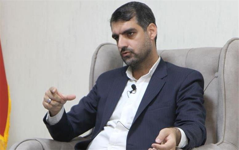 افشاگری نماینده قم از برج سازی نمایندگان/ وقتی به مجلس آمدند پا برهنه بودند اما الان 50 ملک دارند!