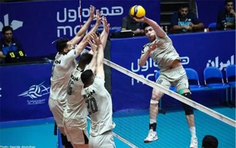 لحظه شماری برای بازی تیم ملی والیبال ایران برابر برزیل