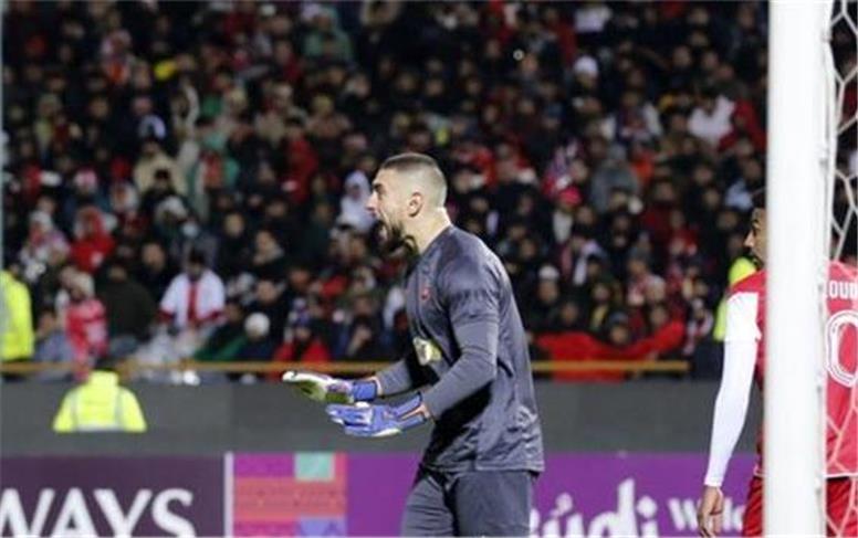 غرامت ۱ میلیون دلار برای دروازه بان پرسپولیس