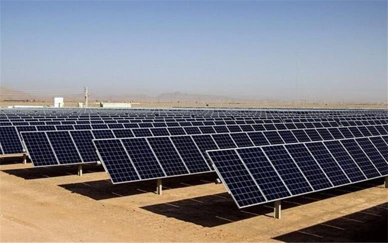 افتتاح بزرگترین نیروگاه خورشیدی کشور در کوهپایه