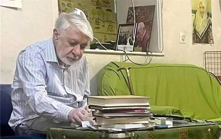 ملاقات نماینده رئیس جمهور با میرحسین موسوی
