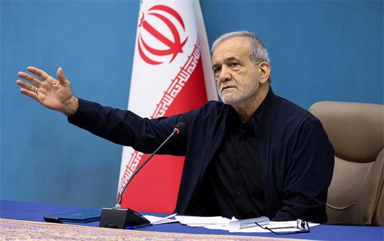 می‌خواهید بجنگید؟ خب اومد زد؛ دوباره درست کنیم باز هم می‌آید می‌زند / با دعوا کردن نمی توانیم به جایی برسیم/ بدون رضایت رهبری هیچ کاری نخواهیم کرد؛ حتی اگر مخالف نظر خودم باشد