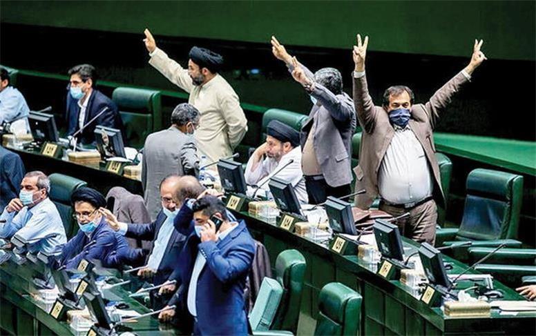 تصویب لایحه مقابله با خبرغیرواقعی در فضای مجازی