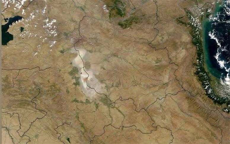 دریاچه خشکید!