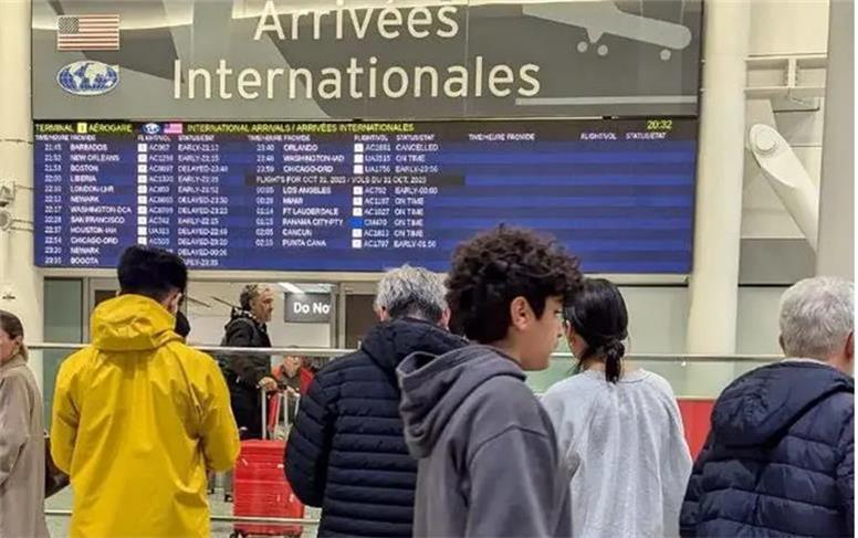 پژمان جمشیدی ترکیه را به مقصد کانادا ترک کرد