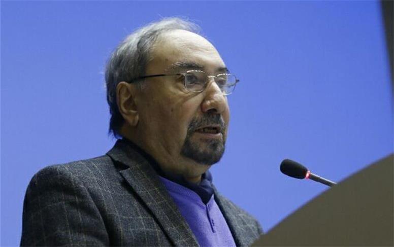 ما از تاریخ درس نمی‌گیریم