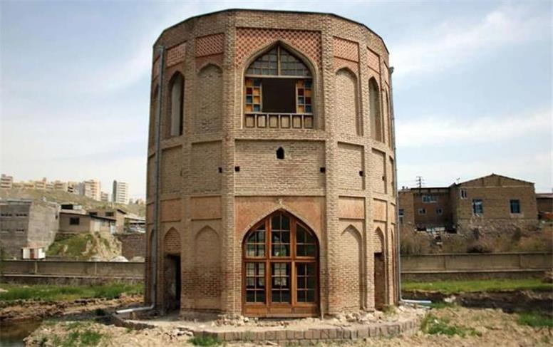 این 5 سازه زیباترین برج‌های تاریخی ایران هستند!