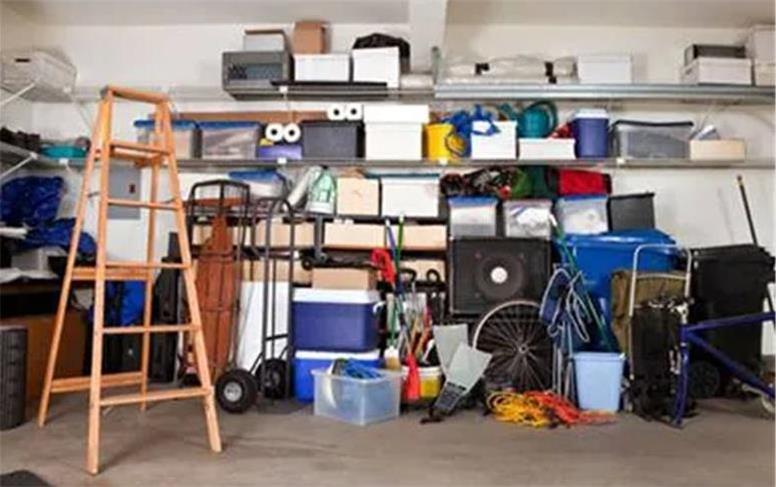 خالی کردن انباری خانه بدون استرس
