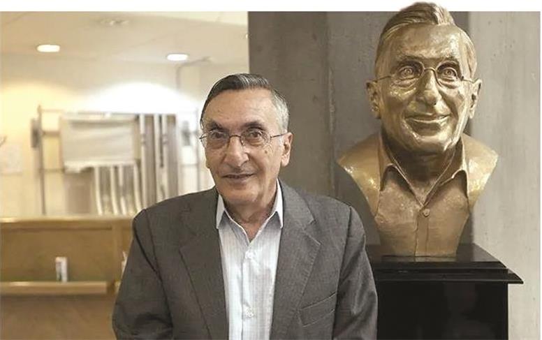 وداع با نگهبان دانایی | کامران فانی که بود؟