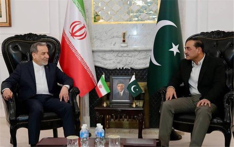 رایزنی عراقچی با فرمانده ارتش پاکستان