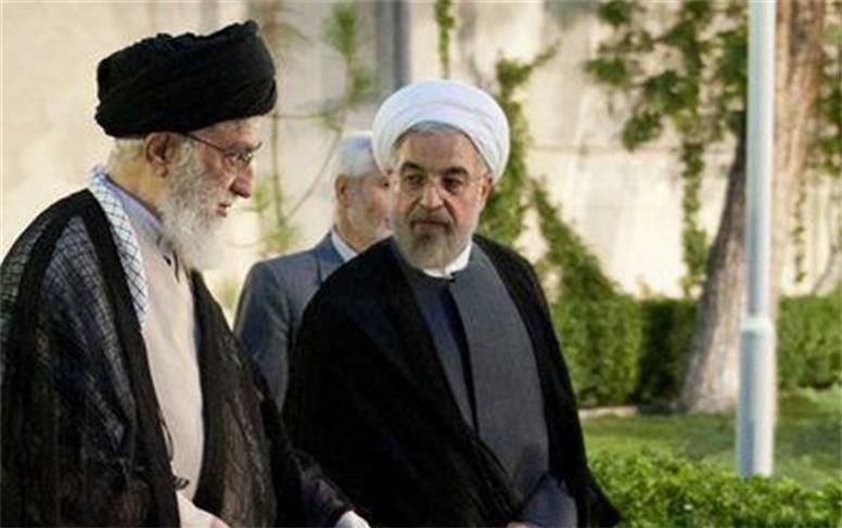 خاطرات حسن روحانی از رهبر شهید: درباره مسأله هسته‌ای فرمودند آقای روحانی، این بار بر دوشِ من است بگیر بر دوشِ خودت