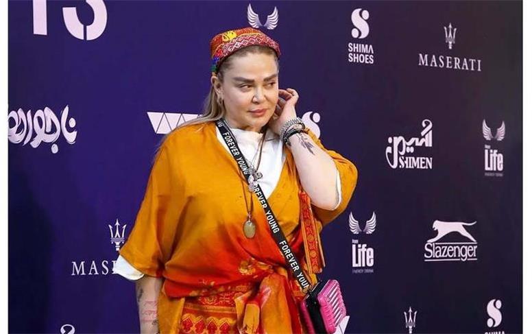 بهاره رهنما با یک جمله جنجالی دوباره خبرساز شد؛ «چرا باید مادر این بازیگر ۵۵ ساله باشم؟»