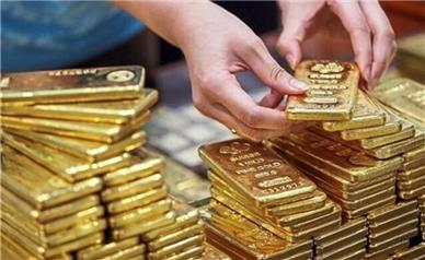 واردات 1.4 تن شمش طلا به ارزش 100 میلیون دلار در فرودین ماه 1403 + سند