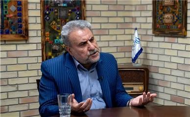 انتقاد فلاحت پیشه از عراقچی: هیچ دیپلماتی از مرگ دیپلماسی سخن نمی‌گوید