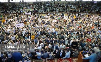 حضور گسترده مردم اصفهان در حمایت از پزشکیان+ گزارش تصویری