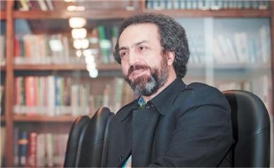محسن رنانی: پزشکیان با آن که جراح است، اما آمده تا پرستار ایران باشد