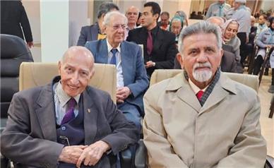 پروفسور فرهود، رشک ملک است