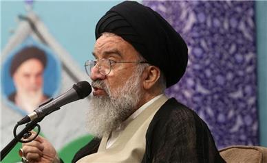 احمد خاتمی: «بی‌طرفی» در جایی که حق روشن است، «بی‌شرفی» است