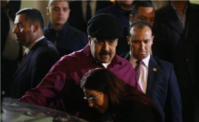 ترامپ: مادورو و همسر وی دستگیر و از ونزوئلا خارج شده‌اند