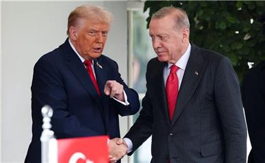 گاردین: اردوغان از آمریکا و ایران خواسته که همین هفته برای برگزاری مذاکرات هسته‌ای به ترکیه بیایند