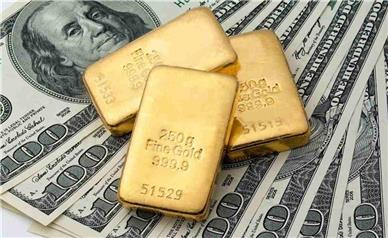 پیش بینی قیمت طلا و دلار در روزهای آینده | بخریم یا بفروشیم؟