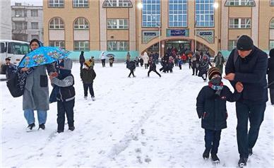 خسارت تعطیلی مراکز آموزشی و آموزش آنلاین/ آموزش مجازی سقوط سطح سواد برای نسل آینده است