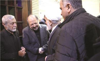 ختم با شکوه مادر محمد شریعتمداری