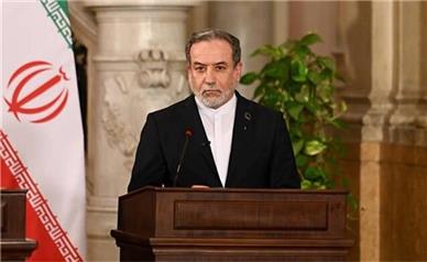 عراقچی: نیروهای مسلح شجاع ما انگشت بر ماشه آماده‌اند