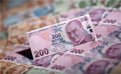 قیمت لیر ترکیه امروز یکشنبه ۱۳ مهر ۱۴۰۴؛ لیر ریخت