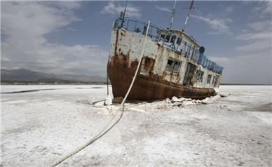 پیامد خسارت بار خشکیدن دریاچه ارومیه