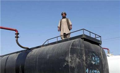 تاراج ثروت ملی/قاچاق یک میلیارد و ۲۰۰ میلیون لیتر سوخت در هفت ماه