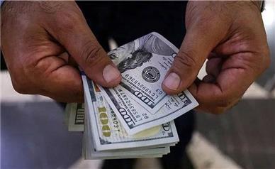 قیمت جدید دلار امروز چهارشنبه ۷ آبان ۱۴۰۴