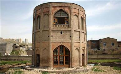 این 5 سازه زیباترین برج‌های تاریخی ایران هستند!