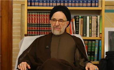 انتقاد سید محمد خاتمی از سخنان سلیمانی اردستانی