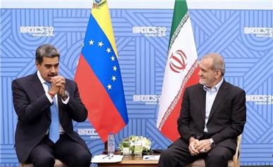 پزشکیان در گفت‌وگو با مادورو: اعزام ناوگان جنگی آمریکا به سواحل ونزوئلا، بدعتی خطرناک در تهدید صلح و امنیت جهانی است