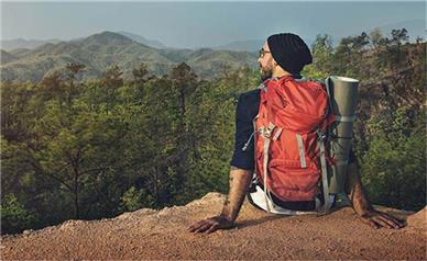 سفر با کوله‌پشتی