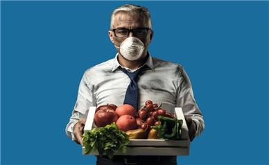 بهترین تغذیه در زمان آلودگی هوا؛ چی بخوریم و چی نخوریم؟