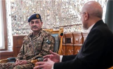 عاصم منیر فرمانده ارتش پاکستان راهی تهران شد