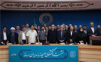 دغدغه من ایران و مردم است/ در برابر ملت پاسخگو هستم