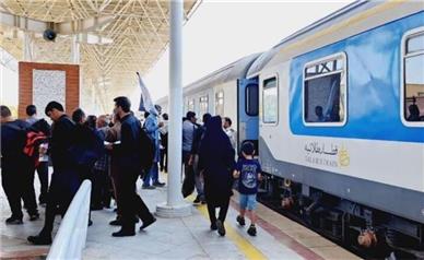 پیش‌فروش بلیت قطارهای مسافری تیرماه آغاز شد
