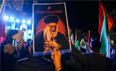 تهران دربالاترین سطح آمادگی امنیتی برای مراسم تشییع رهبر شهید/ اسکان زائران در مدارس، مساجد، پارکها و ...
