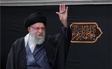 اولین ویدئو از آماده سازی خودرو حامل پیکر مطهر رهبر شهید انقلاب