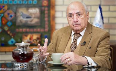تنش میان تهران و واشنگتن بر سر مدیریت تنگه هرمز است