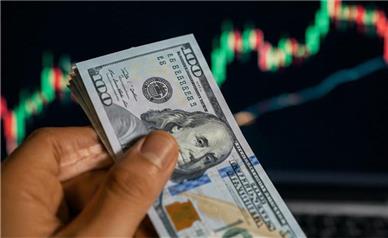قیمت دلار امروز جمعه ۶ شهریور ۱۴۰۵ | دلار در مرز ۲۰0 هزار تومان!